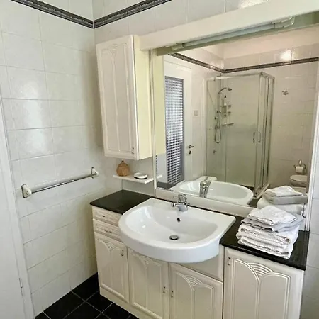 'il Glicine' Apartment *